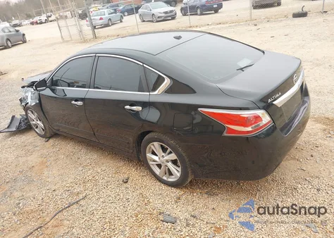2015 Nissan Altima 2.5 Sv z USA, uszkodzony, nr VIN 1N4AL3AP7FC576593